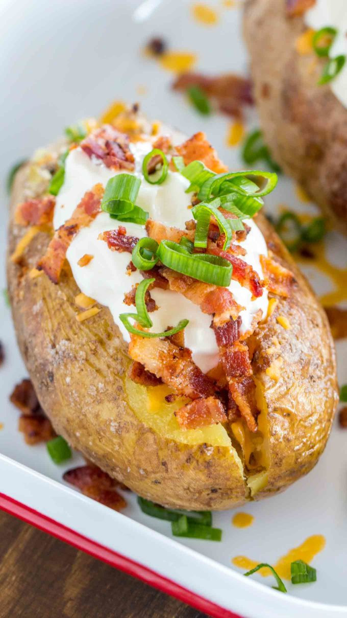 Baked Potato Recipe Oven
 Perfect Oven Baked Potatoes [Video] Sweet and Savory Meals