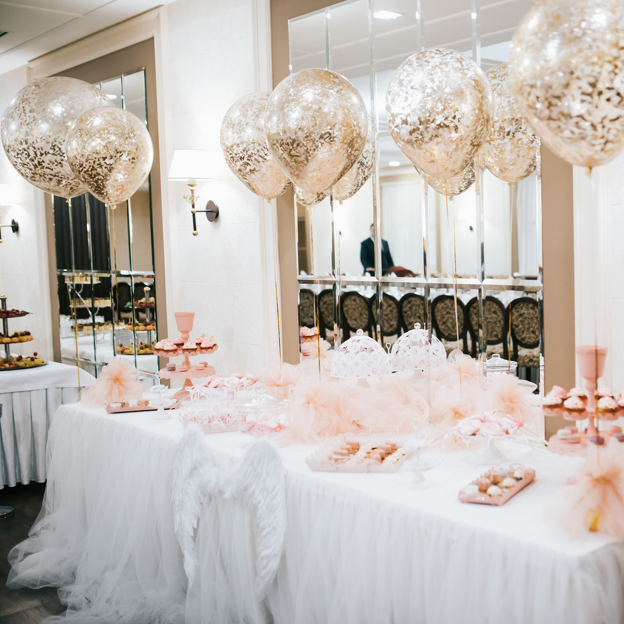 Balloon Decorations For Weddings
 15 Magnificent Wedding Decoration Ideas