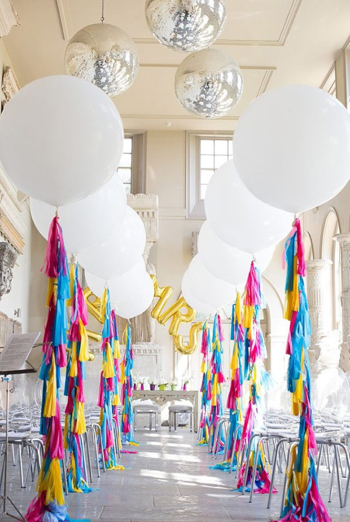 Balloon Decorations For Weddings
 15 WAYS TO DIY BALLOONS FOR YOUR WEDDING Something Turquoise