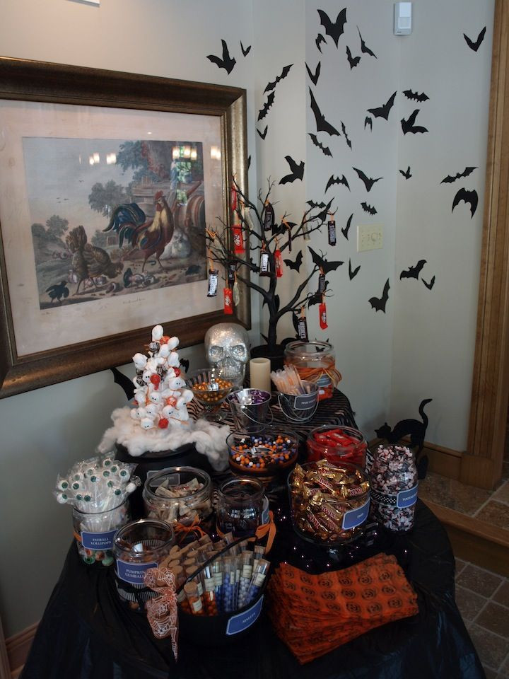 Bar Halloween Party Ideas
 38 best images about Halloween candy bar on Pinterest