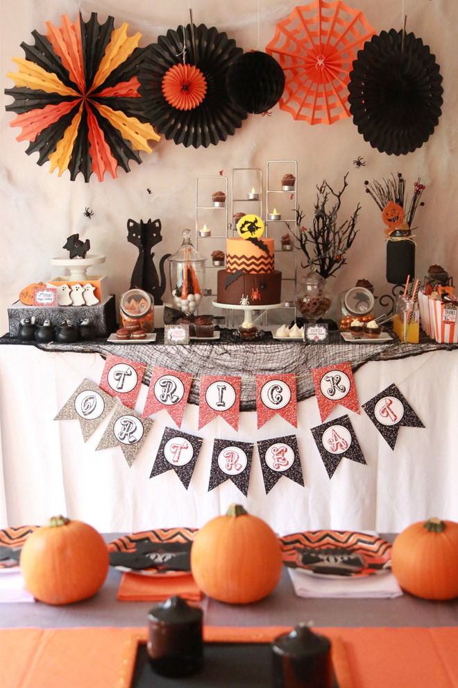 Bar Halloween Party Ideas
 Halloween "Chocolate Bar" Party