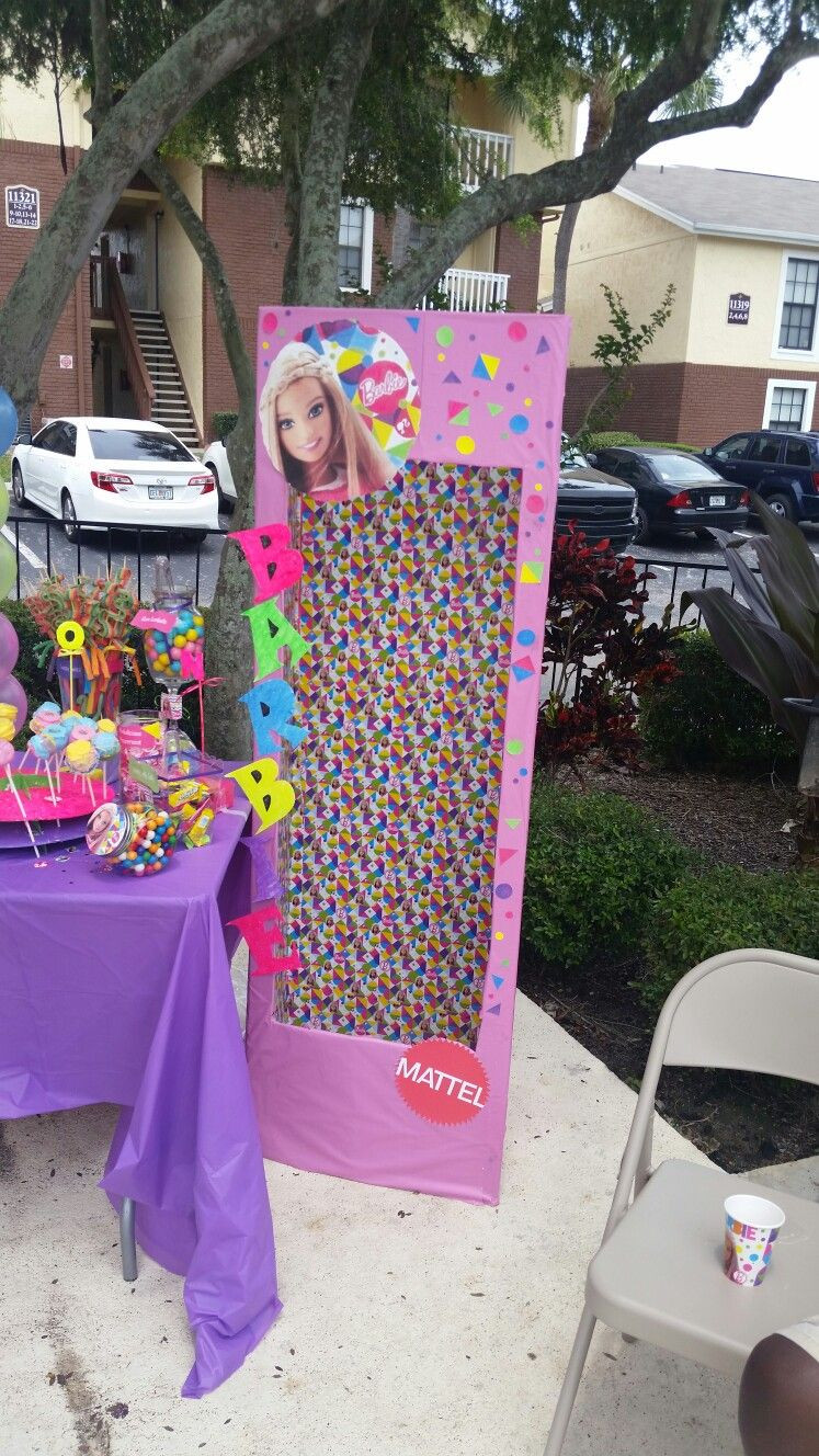 Barbie Pool Party Ideas
 Barbie Pool Party Pic Booth Box