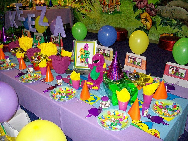 Barney Birthday Decorations
 17 Best images about Barney Party on Pinterest