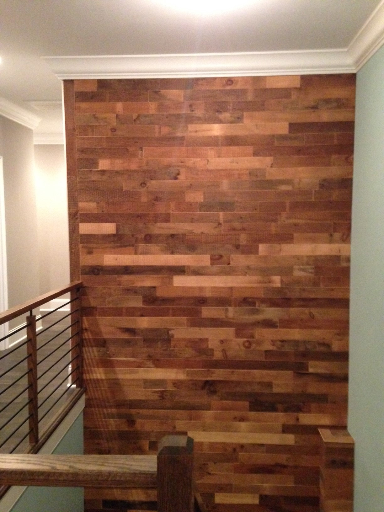 Barnwood Wall DIY
 DIY Reclaimed Wood Accent Wall Brown Natural 3 5 Inch Wide