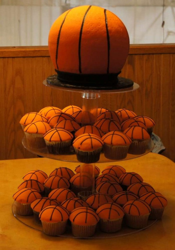 Basketball Birthday Cakes
 Get Ready for March Madness with Basketball Party Ideas