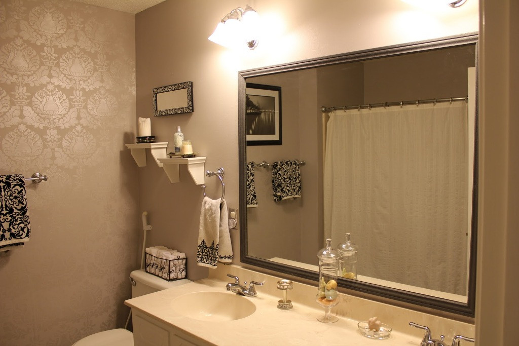 Bathroom Framed Mirrors
 25 STYLISH BATHROOM MIRROR FITTINGS