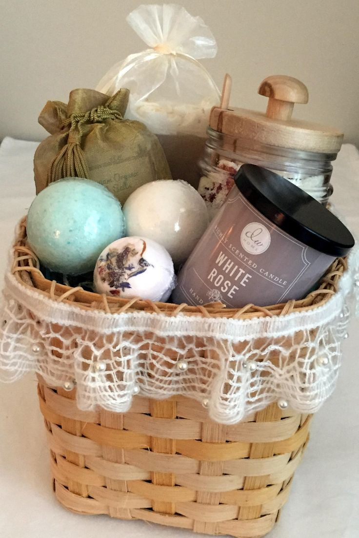 Bathroom Gift Basket Ideas
 Best 25 Spa t baskets ideas on Pinterest