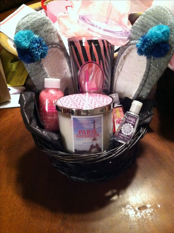 Bathroom Gift Basket Ideas
 A thank you basket for a baby shower my girlfriend threw