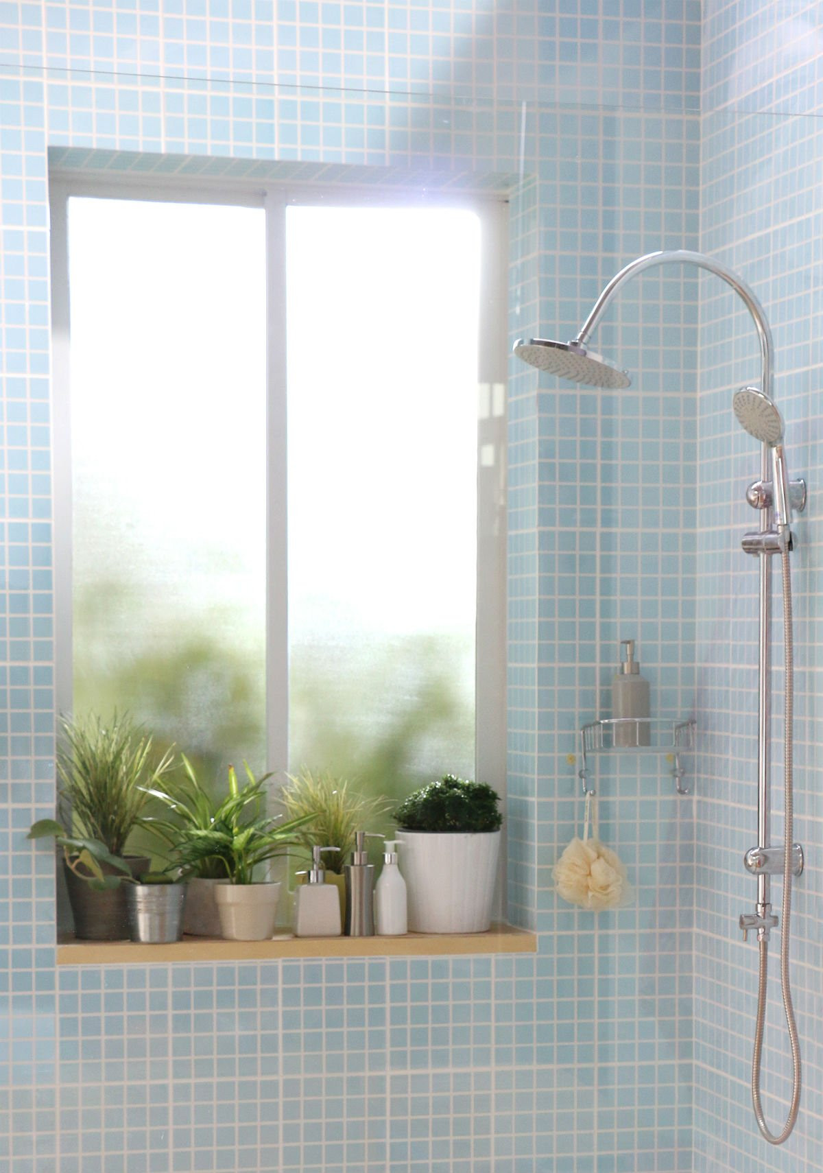 Bathroom Shower Window
 Window in Your Shower 7 Ways to Maintain Privacy in the