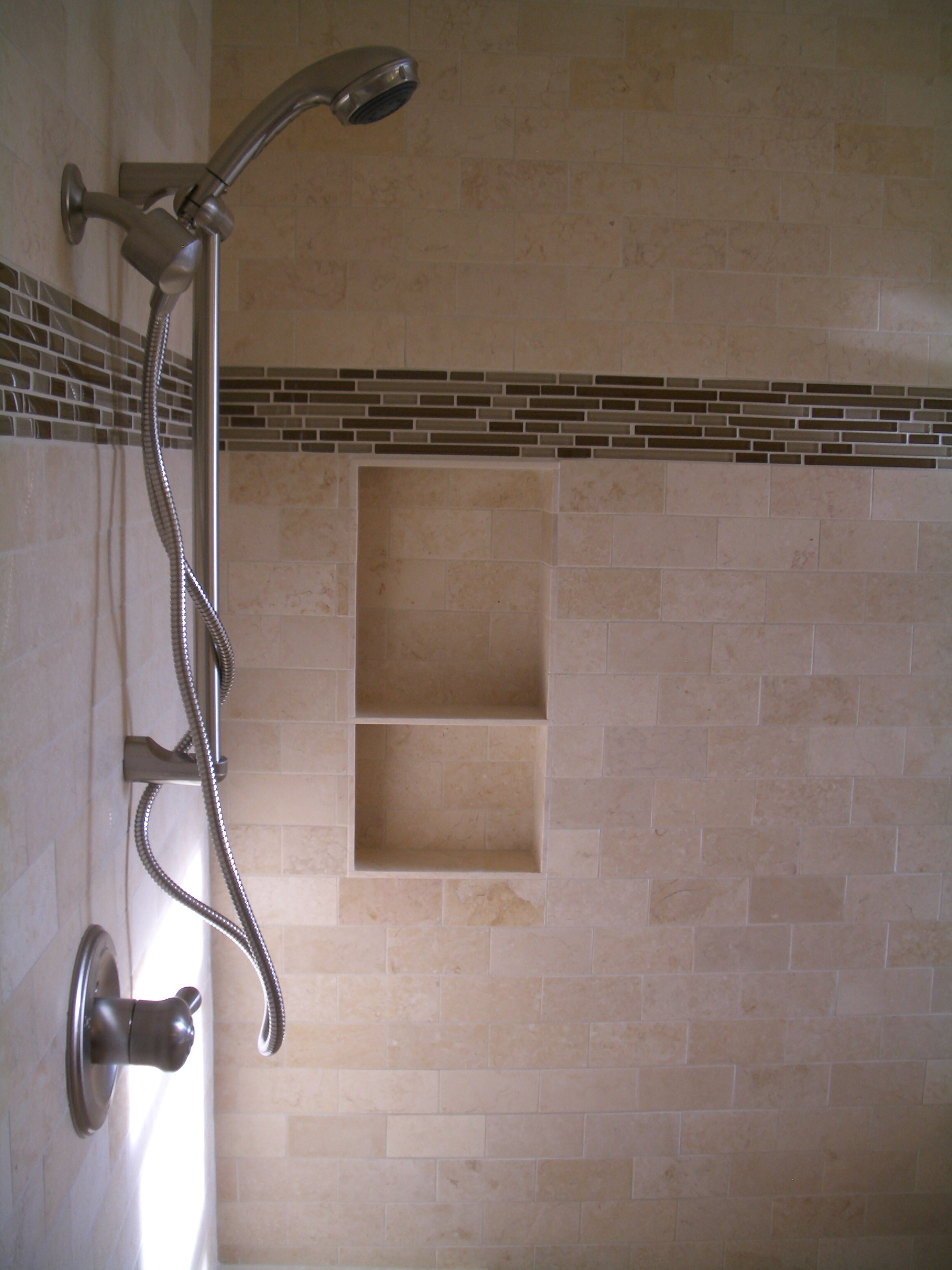 Bathroom Tile Shelves
 Built In Shower Shelves – HomesFeed