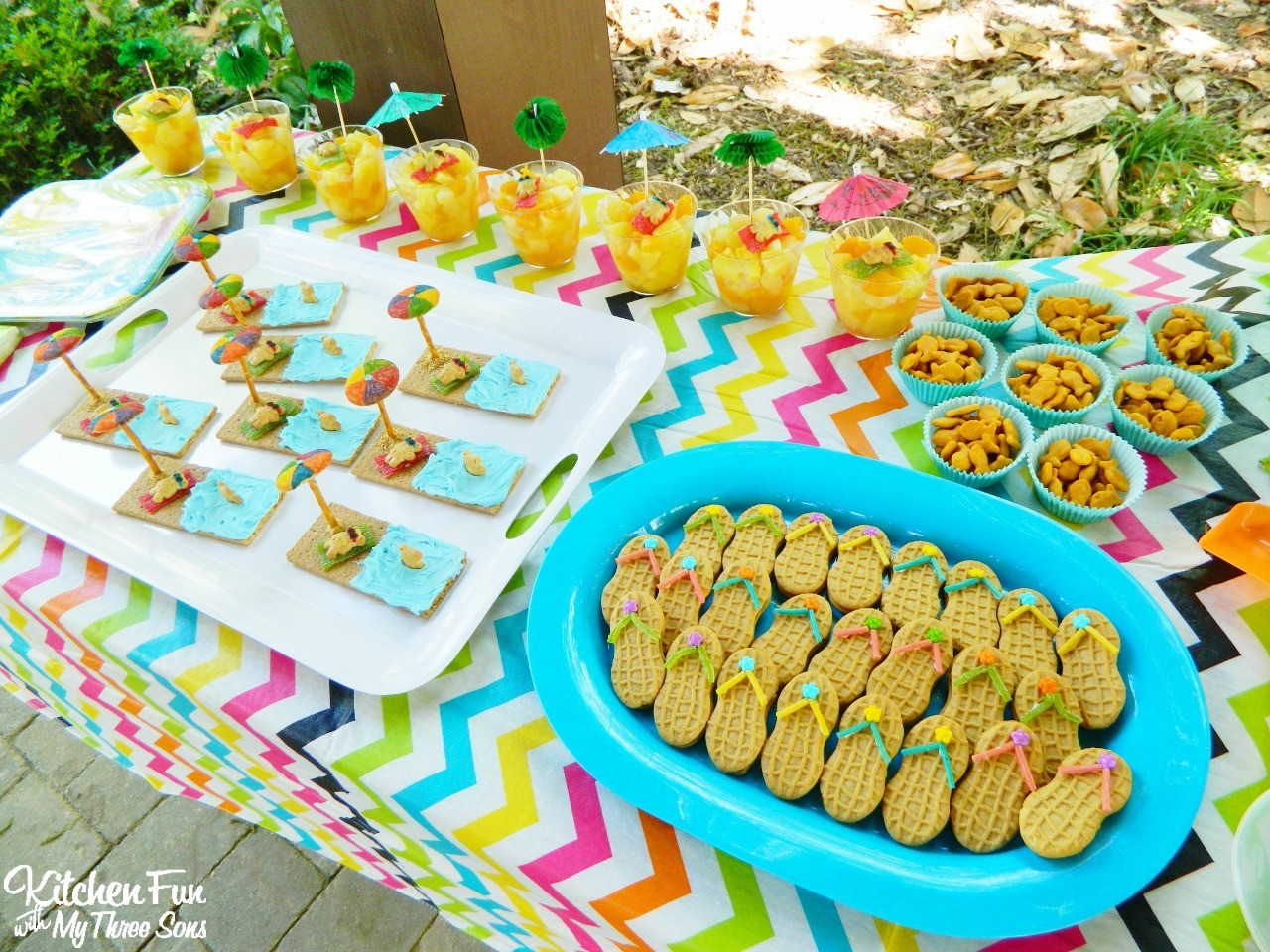 Beach Party Menu Ideas
 Teddy Bear Beach Party Treats & Snacks including a Free
