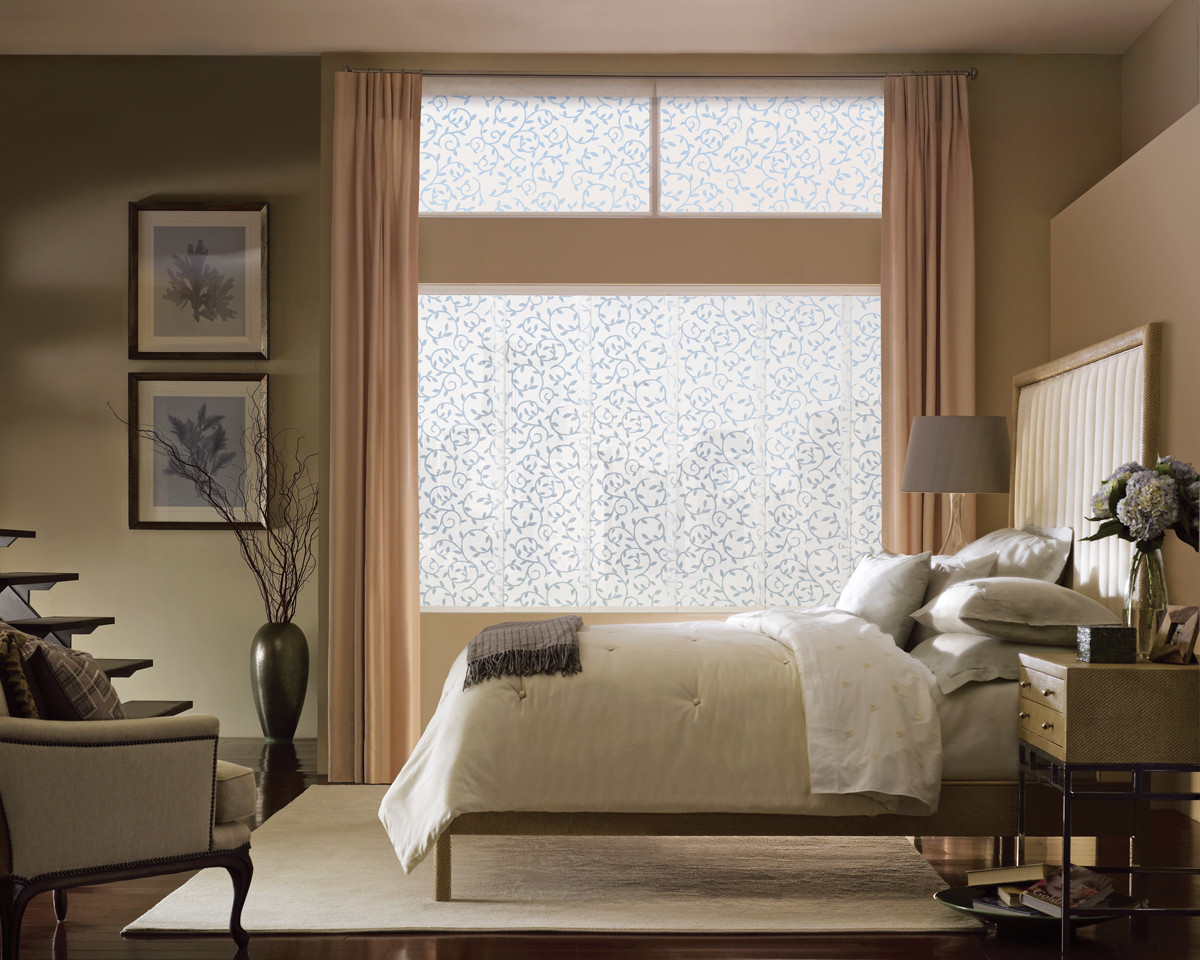 Bedroom Curtain Ideas Small Windows
 Need To Have Some Working Window Treatment Ideas We Have