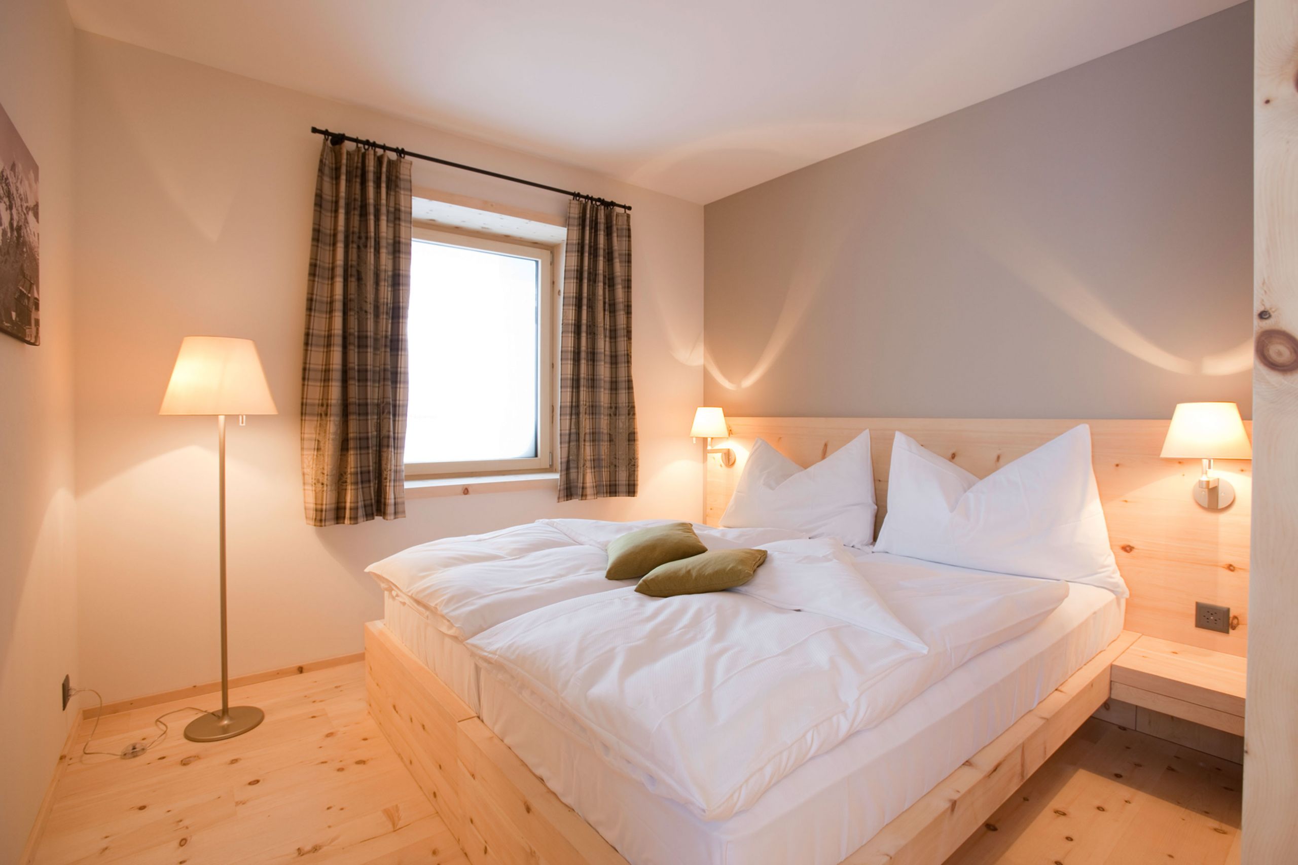 Bedroom Light Bulbs
 Tips to Get Your Bedroom Lighting Right