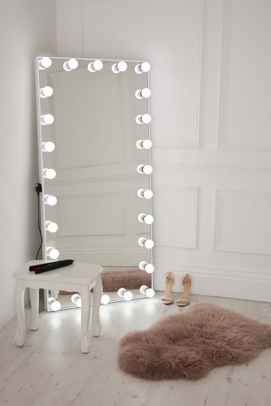 Bedroom Mirror With Lights
 Ultimate Selfie Free Standing Full Length Illuminated