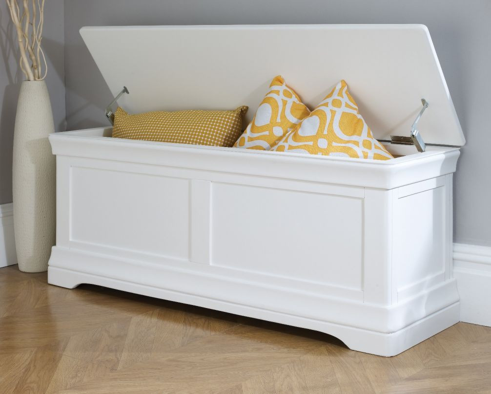 Bedroom Storage Boxes
 Toulouse White Painted Storage Blanket Box Free