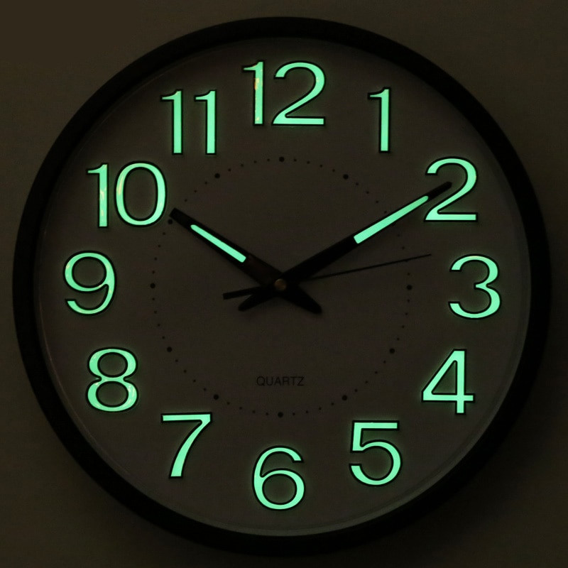 Bedroom Wall Clock
 REIDA Brand 12 Inch Metal Luminous Mute Wall Clock Sitting