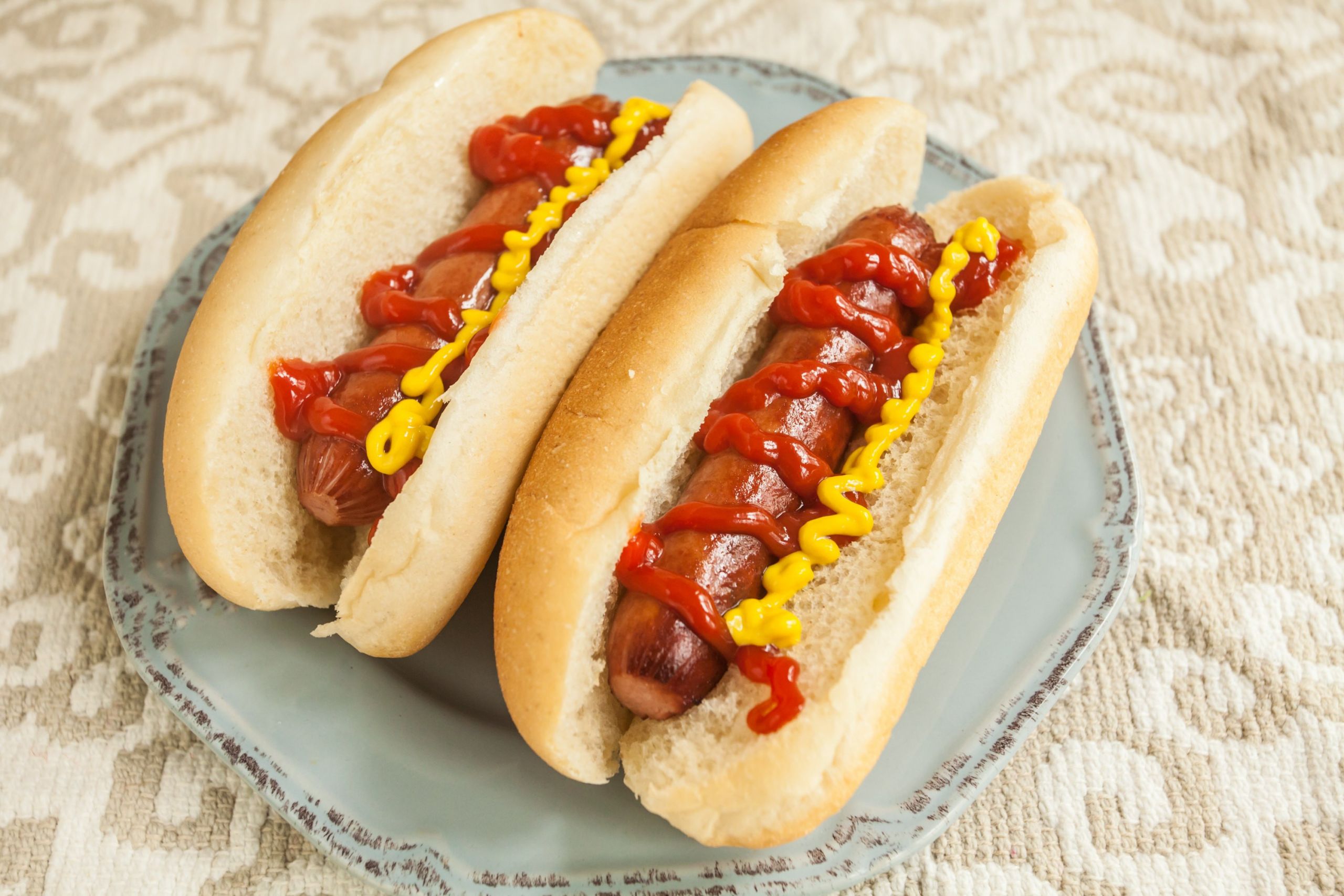 how cook dogs 6 different ways Best Way To Microwave Hot Dogs
How to Cook Hot Dogs Six Different Ways with