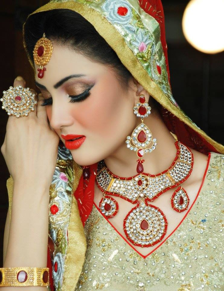 Best Wedding Makeup
 Latest Best Pakistani Bridal Makeup Tips & Ideas Basic