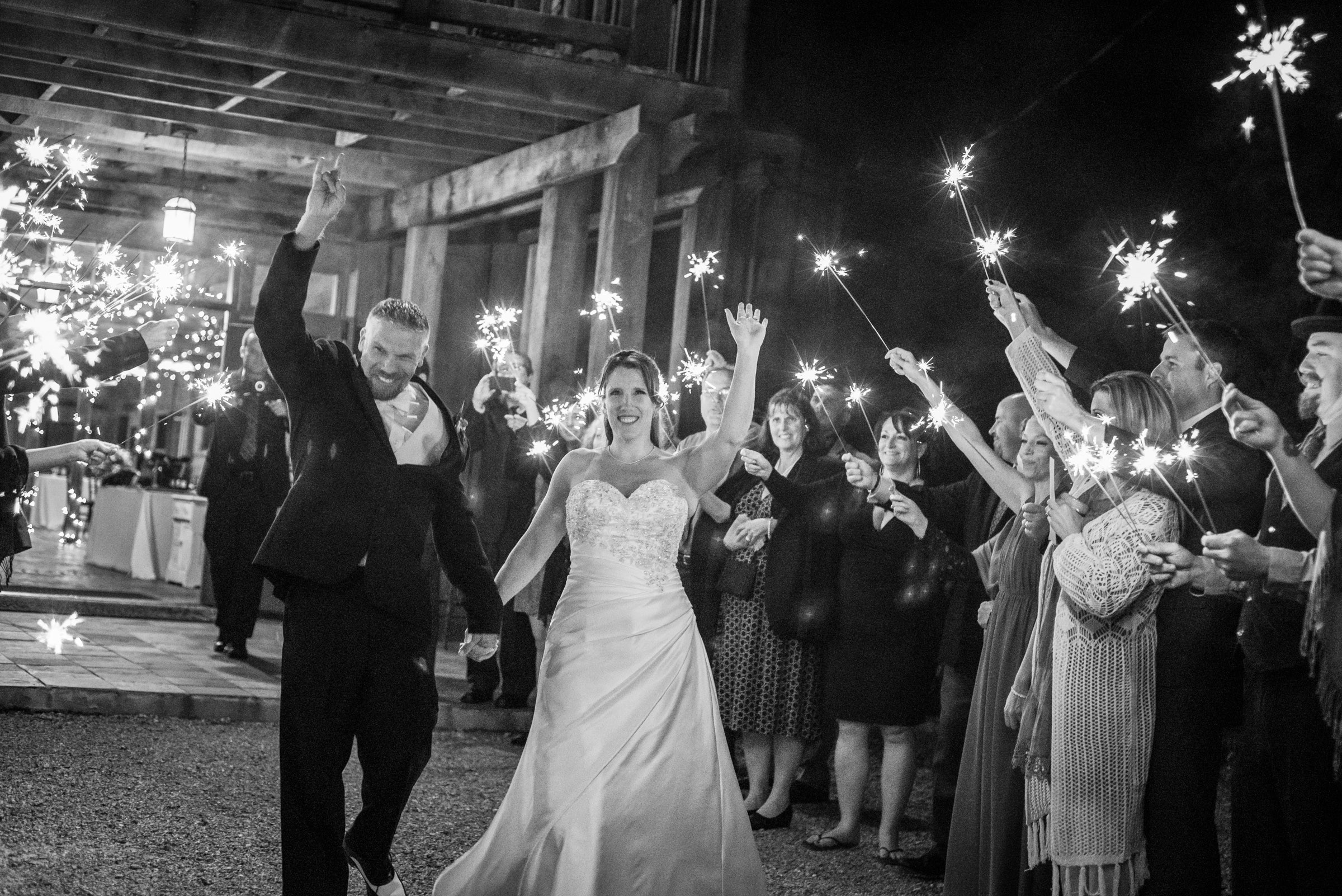 Best Wedding Sparklers
 Must know tips for the best wedding sparkler send off