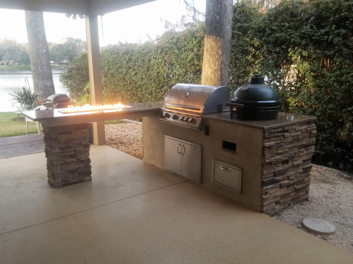 Big Green Egg Outdoor Kitchen
 Big Green Egg Creative Outdoor Kitchens of Florida