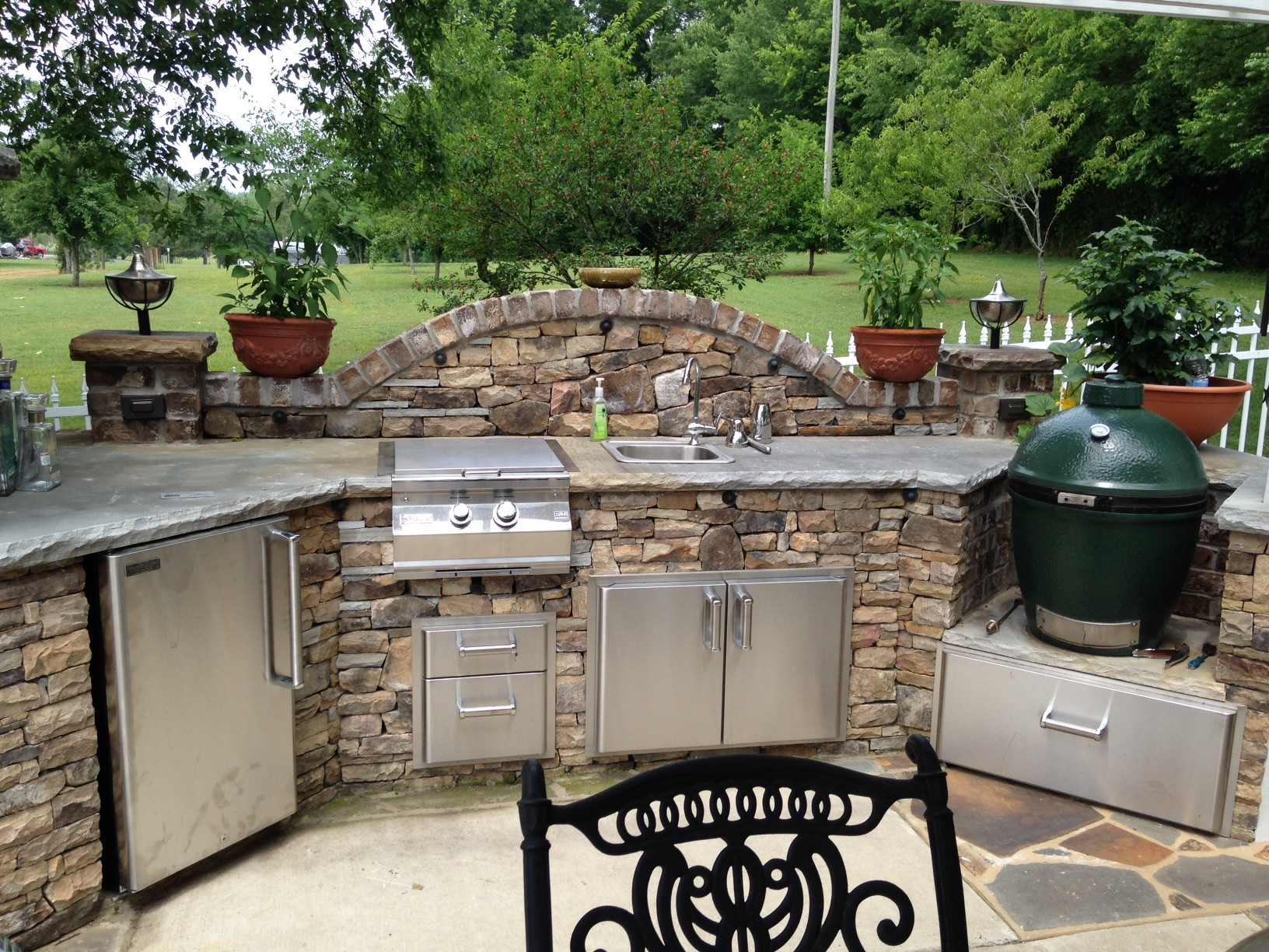 Big Green Egg Outdoor Kitchen
 Big Green Egg Outdoor Kitchen