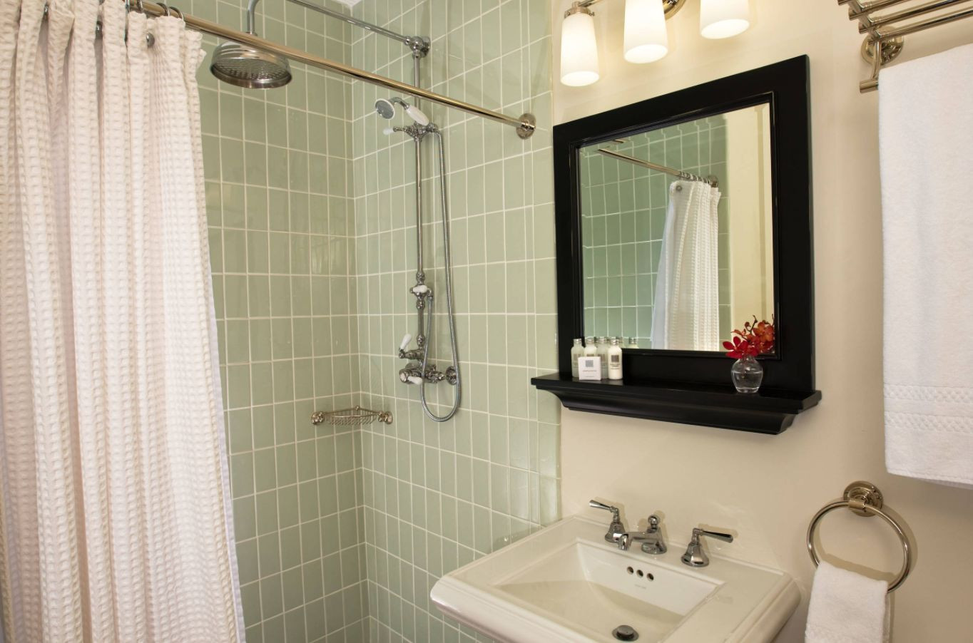 Big Lots Bathroom Vanities
 The Mirror With Shelf bo Sleek And Practical Design Ideas