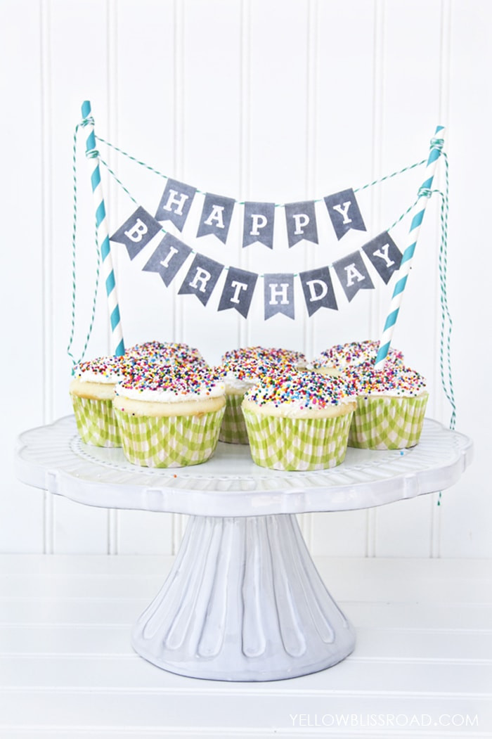 Birthday Cake Banner
 Free Printable Mini Birthday Bunting