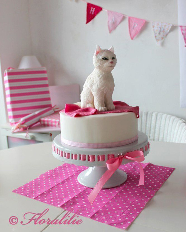 Birthday Cake For Cats
 8 of the Cutest Cat Cakes Catster