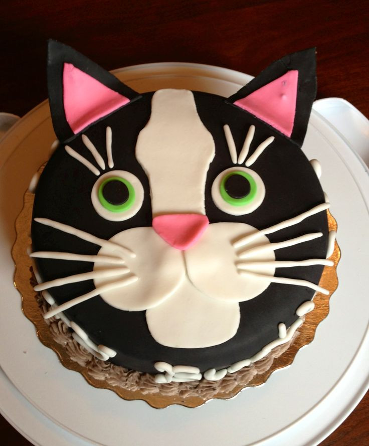 Birthday Cakes For Cats
 Cat Birthday Cakes