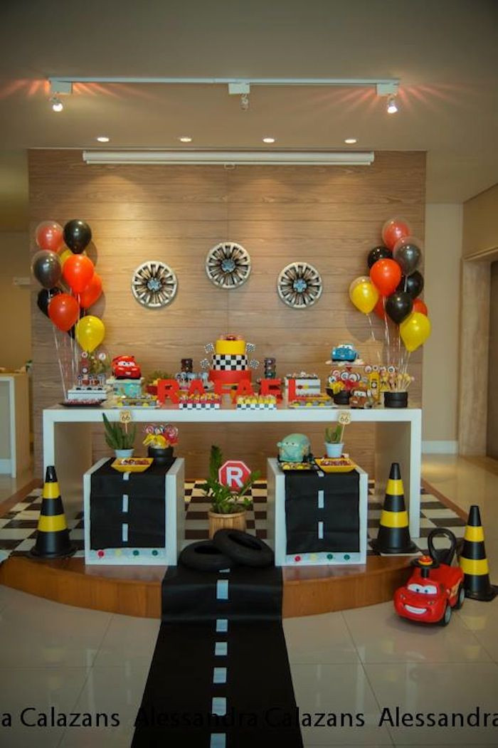 Birthday Car Decorations
 Cars Theme Birthday Party Décor Ideas