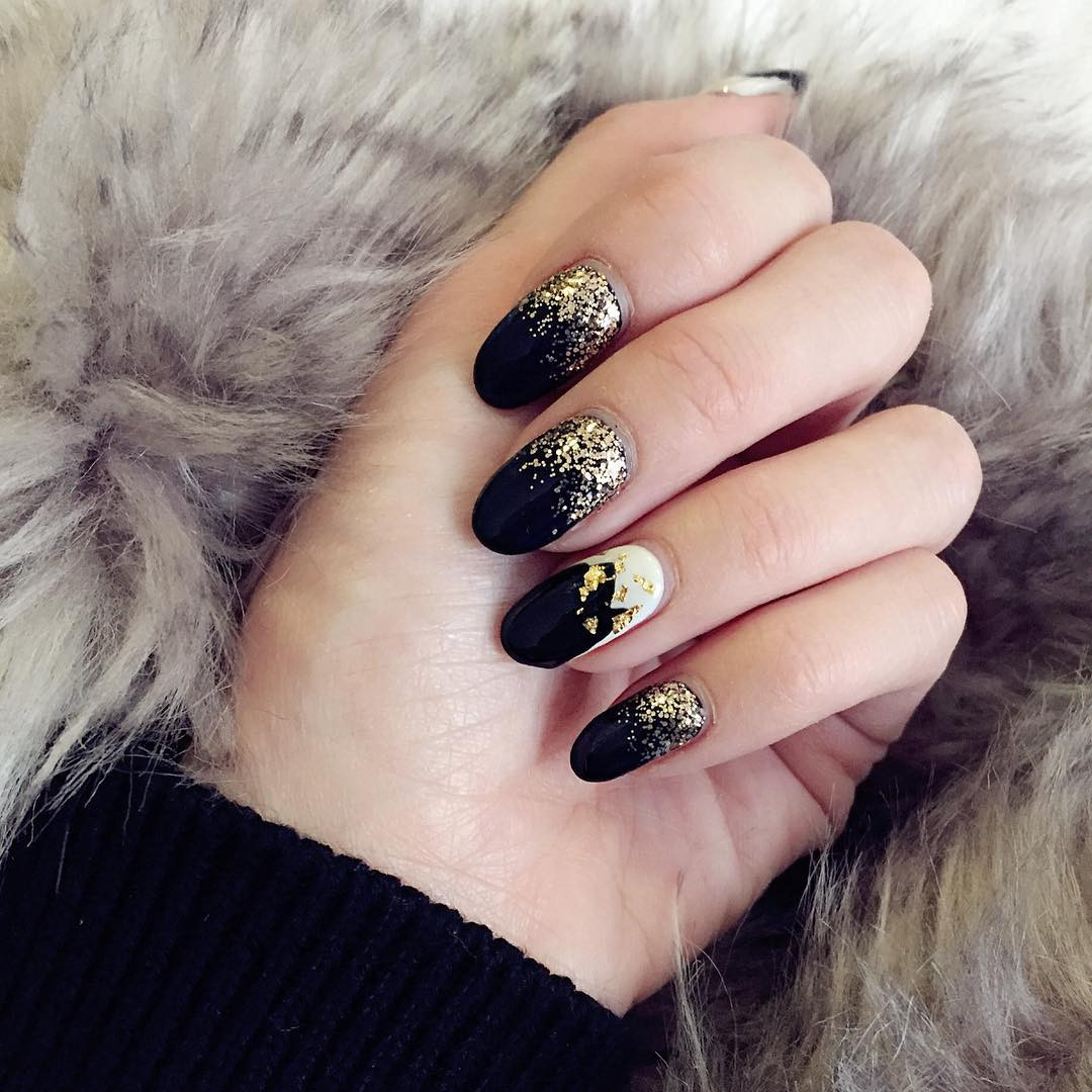 Black And Glitter Nail Designs
 29 Glitter Acrylic Nail Art Designs Ideas