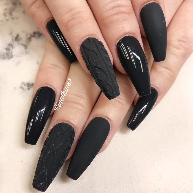 Black Matte Nail Designs
 27 Fancy Ways To Rock Matte Black Nails