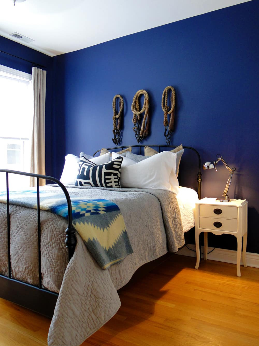 Blue Paint Colors For Bedroom
 20 Bold & Beautiful Blue Wall Paint Colors