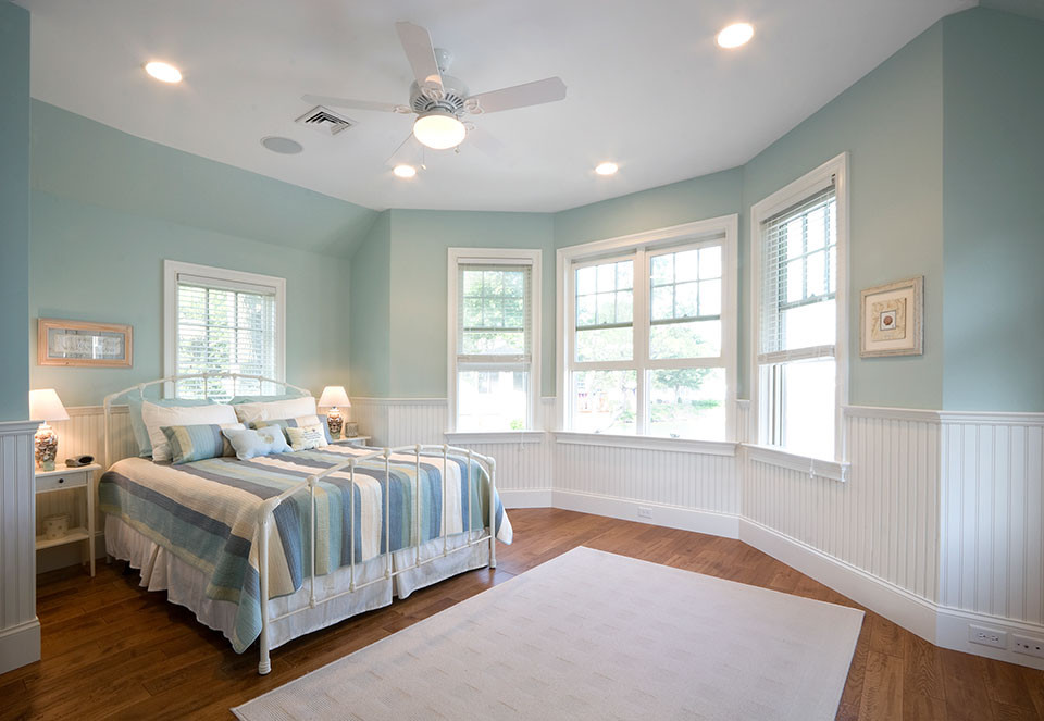 Blue Wall Bedroom
 16 Beautiful Examples of Light Blue Walls In A Bedroom