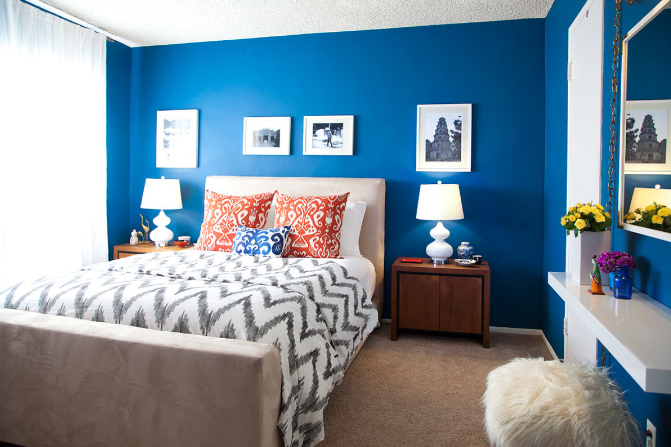 Blue Wall Bedroom
 Moody Interior Breathtaking Bedrooms in Shades of Blue