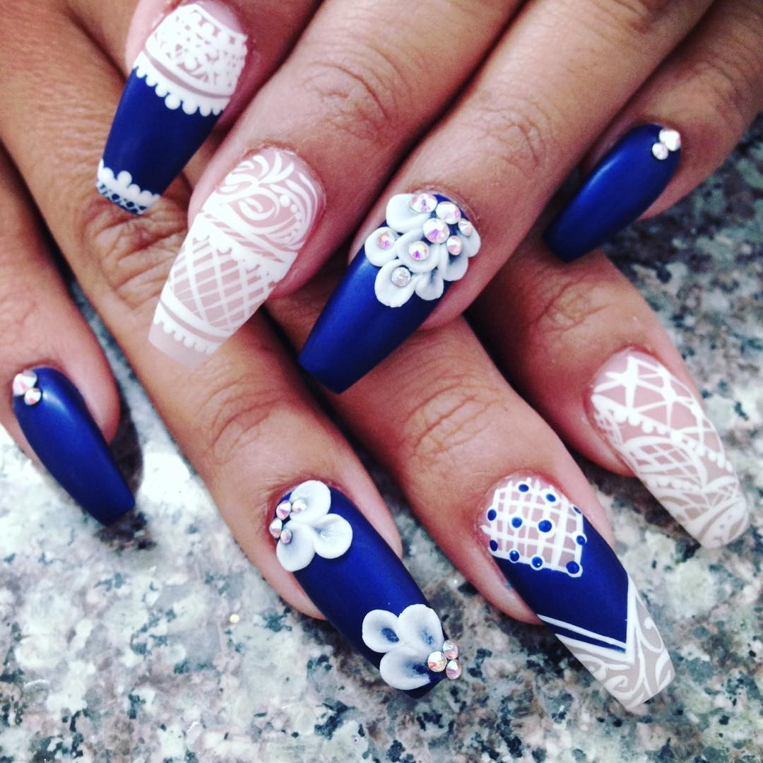 Blue Wedding Nails
 Awesome Blue and White Nail Designs