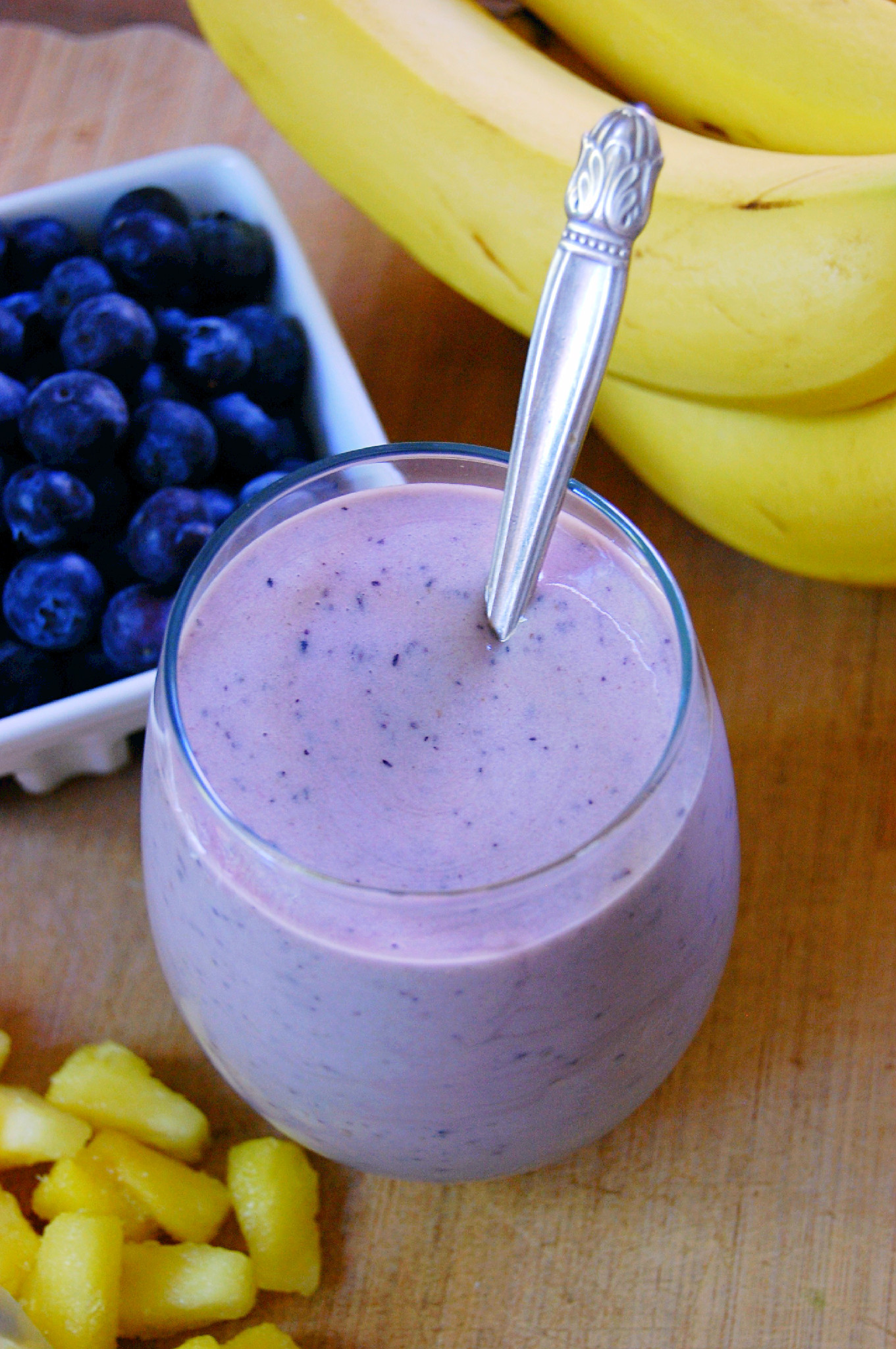 Blueberry Smoothies With Milk
 Blueberry Pineapple Smoothie