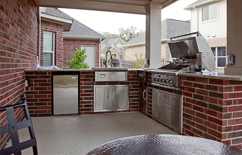 Brick Outdoor Kitchen
 Outdoor Kitchens Spindler Construction Austin Texas