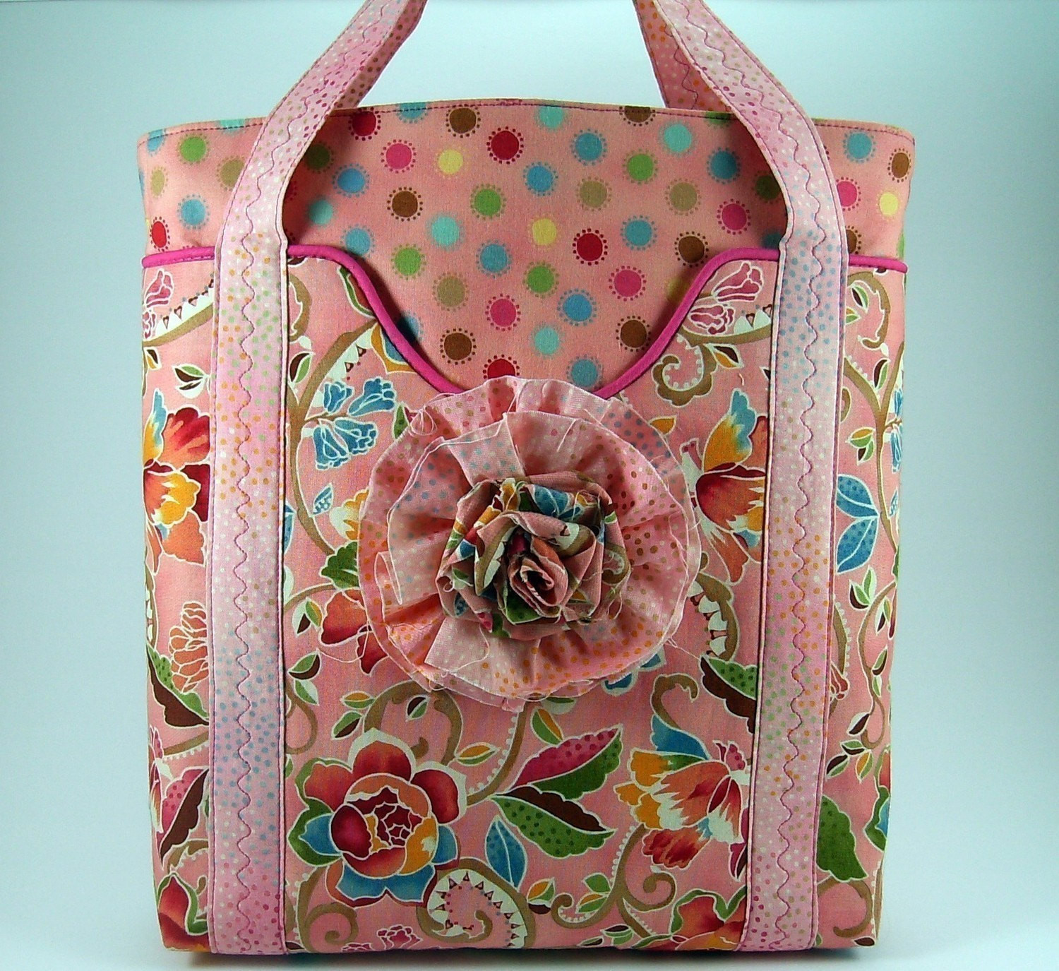 Brooches Bag
 Spring Day Tote Bag and Fabric Flower Brooch PDF Sewing