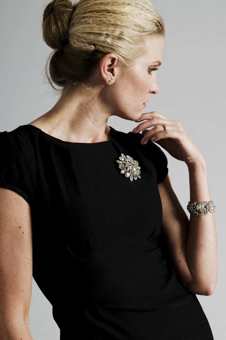 Brooches Dress
 Top 10 Ways To Accessorize Your Black Dress Outfit Top