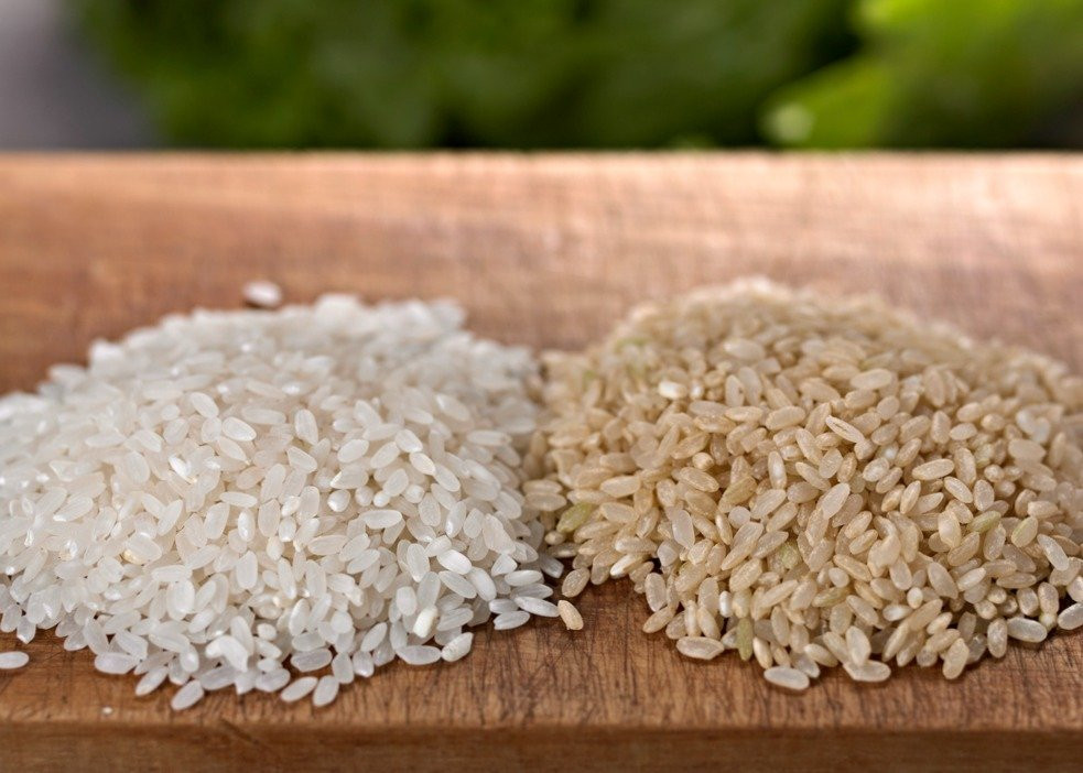 Brown Rice Versus White Rice
 10 Reasons Brown Rice Is Better For You Than White Rice