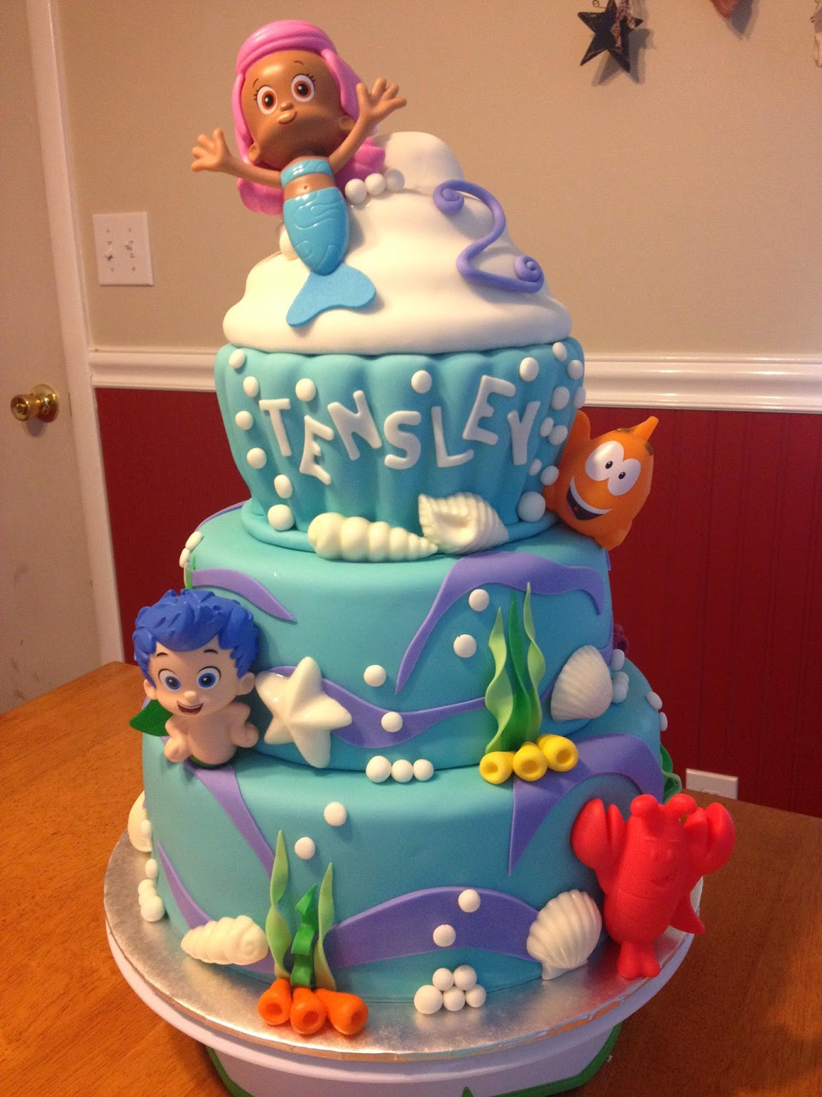 Bubble Guppies Birthday Cake
 Sugar Love Cake Design Bubble Guppies