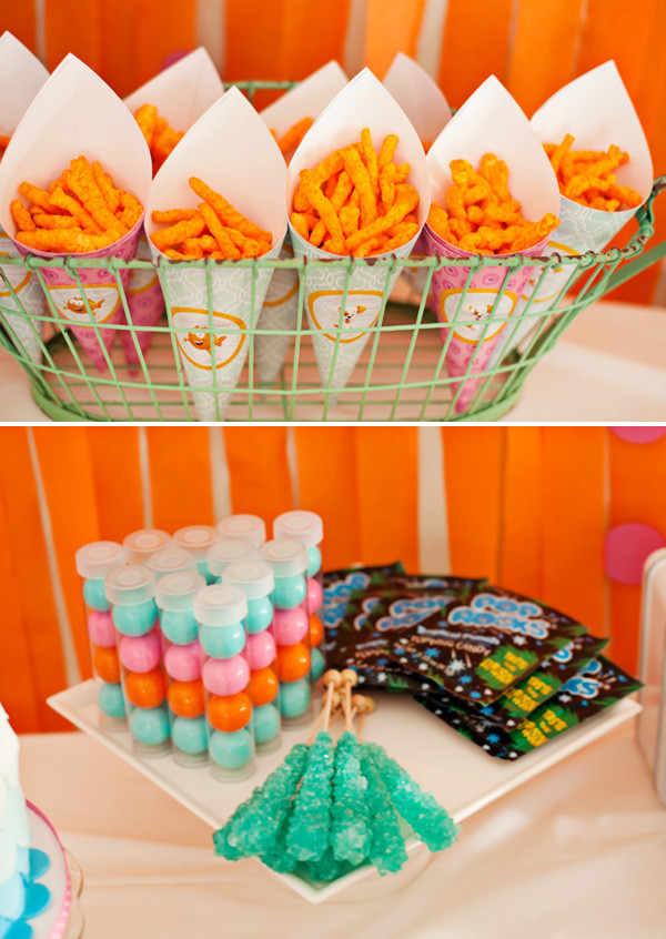 Bubble Guppies Birthday Party Decorations
 Cheerful Bubble Guppies Party Ideas Hostess with the