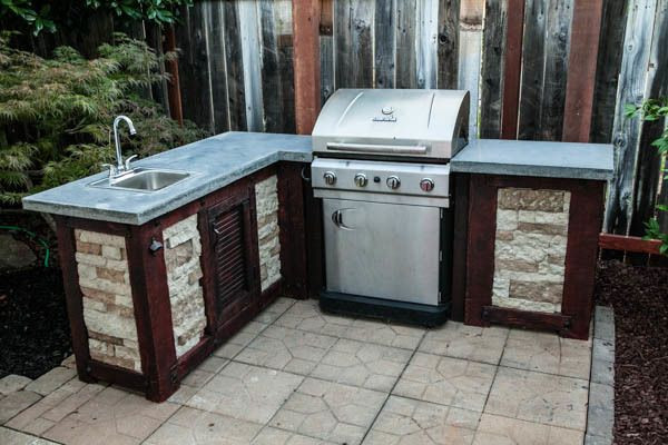 Build Your Own Outdoor Kitchen
 How to Build Your Own Outdoor Kitchen For a Fraction of