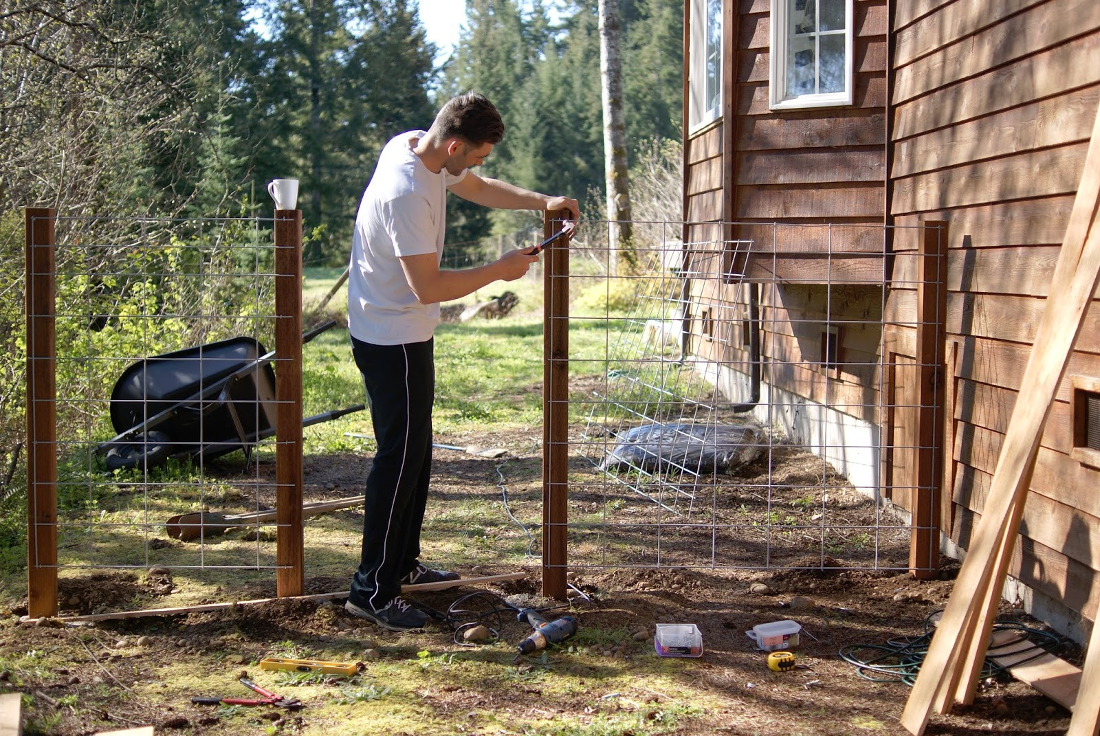 Building A Backyard Fence
 Three Men & e Lady DIY Front Yard Fence