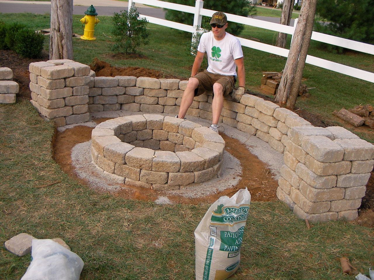 Building A Backyard Firepit
 Creatively Luxurious DIY Fire Pit Project Here to Enhance