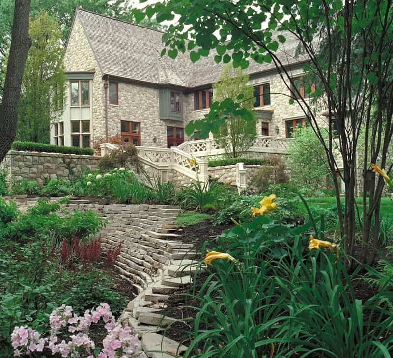 Building Terrace Landscape
 How To Turn A Steep Backyard Into A Terraced Garden