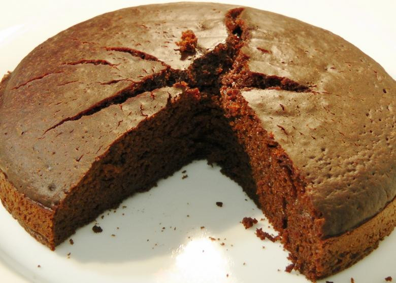 Cake Recipes In Pressure Cooker
 Pressure Cooker Eggless Chocolate Cake Recipe