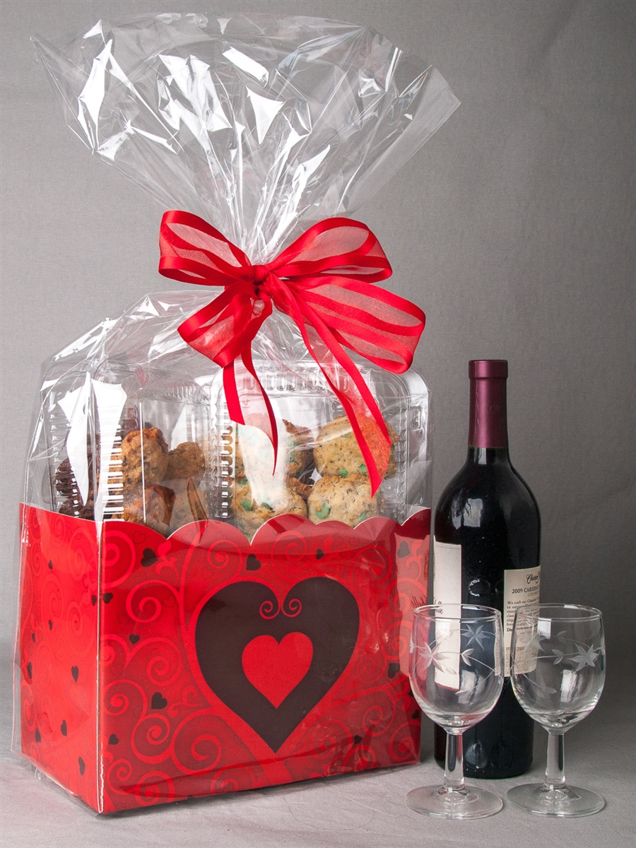 Candy Gift Baskets For Valentines Day
 Valentines Day Gourmet Cookie Gift Baskets And Chocolate