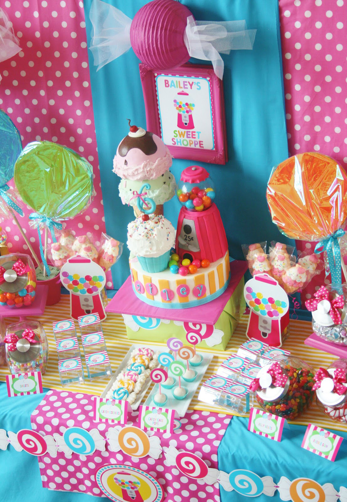 Candy Shoppe Birthday Party Ideas
 Amanda s Parties To Go Sweet Shoppe Party Candyland